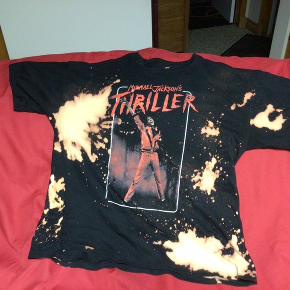 MICHAEL JACKSON Thriller tshirt - Picture 1 of 2